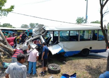 Accidente de tránsito en San Martin deja más de 20 heridos