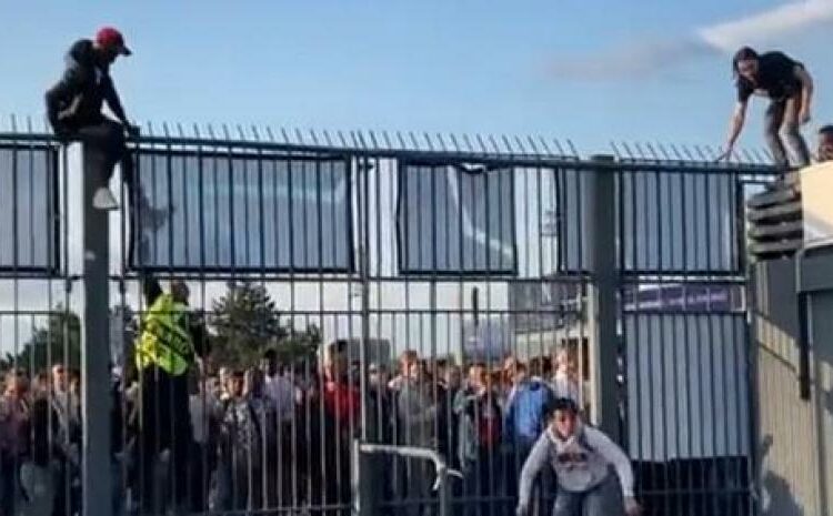 Las autoridades de Francia denunciaron fraude por miles de entradas falsas en la final de la Champions League