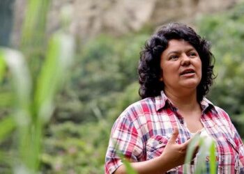 Vuelven a posponer lectura de sentencia por el asesinato de activista hondureña Berta Cáceres