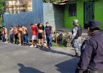 Christian Guevara critica a asociaciones de desaparecidos que abogan por liberar a pandilleros y no por las víctimas