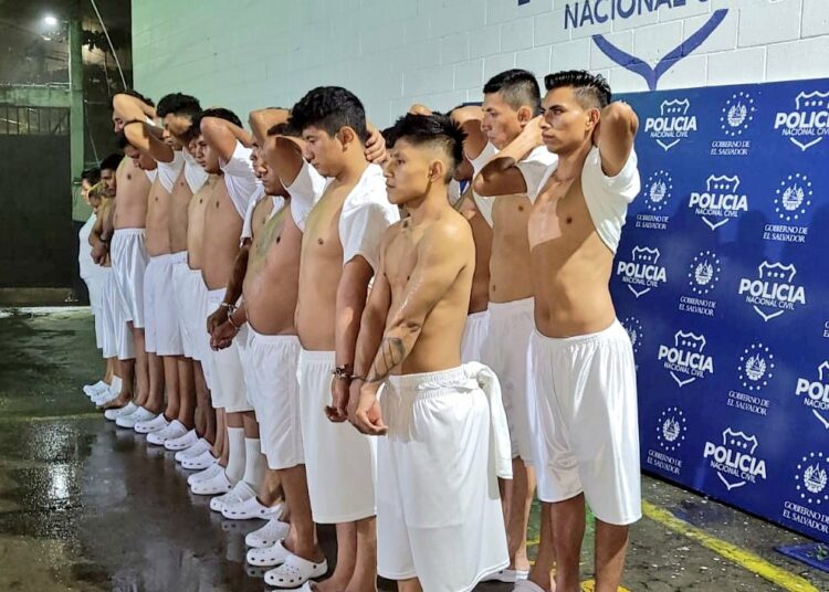 Caen otros 28 pandilleros en Cuscatlán