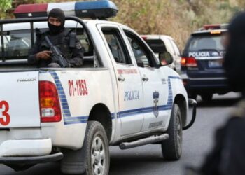 Capturan a pandilleros que amenazaban a los habitantes de Apopa