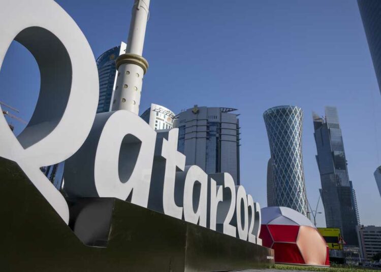 La FIFA amenazó con rescindir contratos a hoteles de Qatar por negar reservas a personas gays