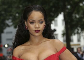 17 años de música para Rihanna: una carrera llena de éxitos y negocios