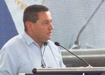 Rolando Castro: ARENA y el FMLN utilizaron el 1 de mayo para mostrar sus partidos