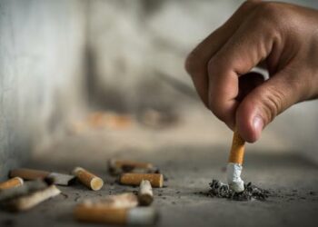 Cuáles son las 4 consecuencias de fumar tabaco que impactan sobre el planeta