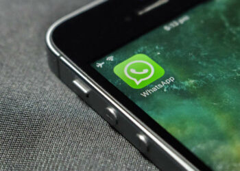 En qué teléfonos dejará de funcionar WhatsApp este año