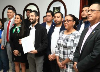 Piden modificar Ley General de los Deportes para que COES y Copesa se inscriban en el INDES