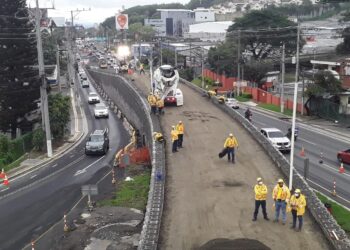 Paso a desnivel del redondel Utila lleva el 60 % de avance 