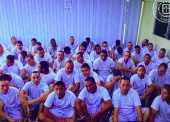 Ordenan prisión preventiva para 201 personas capturadas bajo régimen de excepción