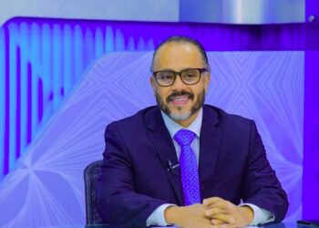 Ernesto Castro afirma que solo falta definir el mecanismo para que los salvadoreños voten desde el exterior