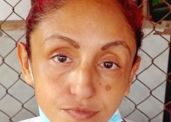 Capturan a la “Pantera Rosa”, madre de pandilleros y extorsionista de Santa Ana