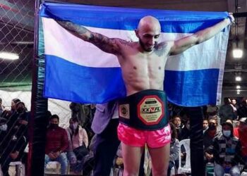 Delegación salvadoreña de kickboxing obtuvo tres títulos en el Xela Xtreme Fight League en Guatemala