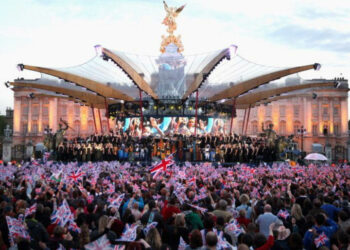 Carlos y William serán los anfitriones del concierto del Jubileo de Platino en honor de la reina Isabel II
