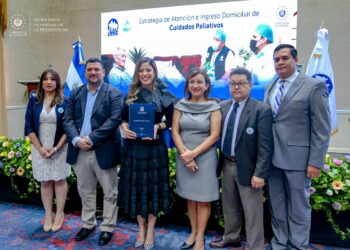 ISSS implementará estrategía de atenciones especializadas en el hogar del paciente