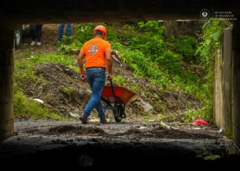Dirección de protección civil desarrolló una jornada de limpieza en la comunidad Angelitos 1 y 2 en Nejapa
