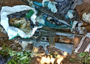 Ubican fusiles y abundante munición escondida por pandilleros