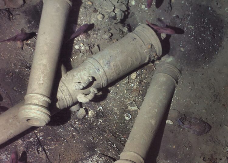 Encuentran otros dos naufragios históricos cerca del galeón español San José en Colombia