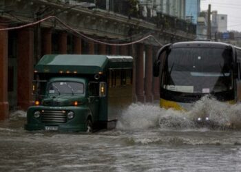 Al menos tres muertos por la precipitación y las inundaciones en Cuba