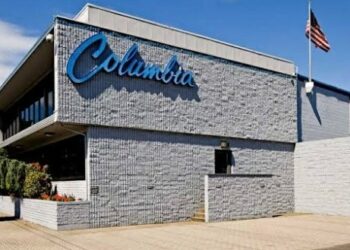 Al menos tres personas muertas en nuevo tiroteo, esta vez en una fábrica de Maryland