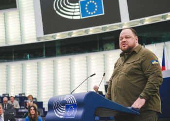 Ucrania pide reconocer como «genocidio» la agresión de Rusia en el este