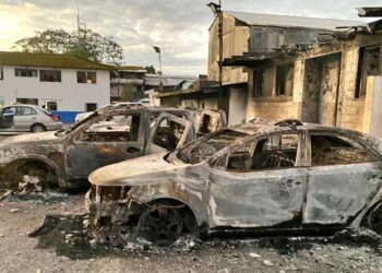 (VIDEOS) Protestas indígenas en Ecuador dejan 18 policías desaparecidos tras ataque
