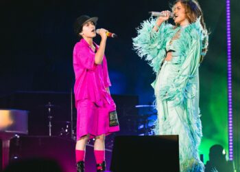 Jennifer Lopez sorprendió al presentar a su hija Emme con lenguaje inclusivo: “Elle”