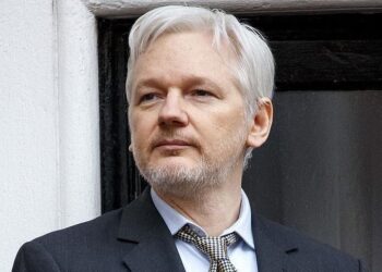 Reino Unido aprueba extradición de Julian Assange a Estados Unidos