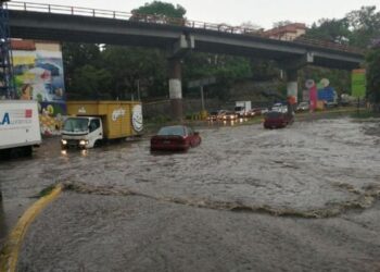 Celia dejará de influenciar a El Salvador a partir del martes, pero se mantiene alerta roja para las costas