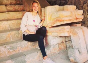 (VIDEO) “El perreo de Mafe Walker”: surgen remixes basados en el idioma alienígena que presentó la médium