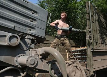 Amnistía acusa a Rusia de crímenes de guerra en Kharkiv, matando a cientos