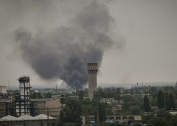Ejército ucraniano repele ataques rusos y resiste en Severodonetsk