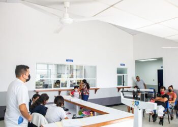 Viceministra entrega tres nuevas Unidades de Salud