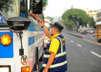 VMT mantiene controles vehiculares en diferentes puntos del país