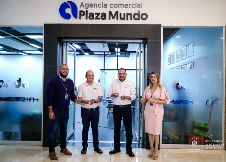 ANDA inaugura renovación de su agencia en Plaza Mundo, Soyapango