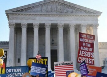 Corte Suprema de Estados Unidos revoca el derecho constitucional al aborto