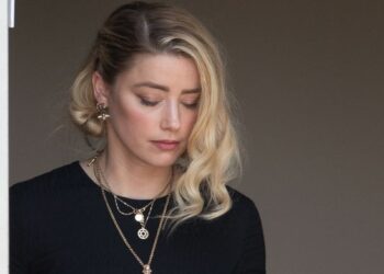 Amber Heard ahora culpa a fans de Johnny Depp por haber perdido el juicio