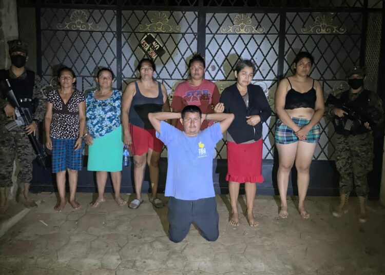 FAES intercepta a siete colaboradores de pandillas en Jiquilisco, Usulután