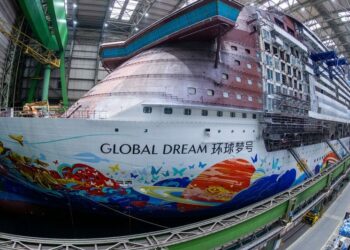 El crucero que aspiraba a ser uno de los más grandes del mundo será convertido en chatarra