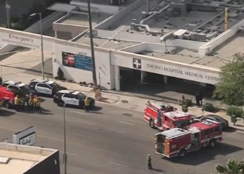 Sujeto apuñala a tres personas en hospital del sur de California