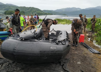 Fuerza Armada recupera cuerpo de joven ahogada en laguna de Olomega