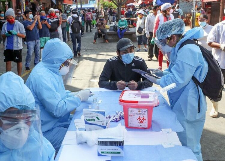 Perú confirma que entró en una cuarta ola de contagios por Covid-19