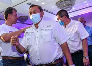 Lanzan Movimiento Poder Ciudadano, integrado en su mayoría por exdirigentes de ARENA