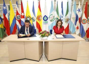 Un grupo de salvadoreños podrá trabajar legalmente en España por gestiones del Ministerio de Trabajo