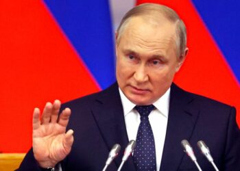 Rusia acusa a 29 periodistas británicos de difundir información falsa y les expulsa del país