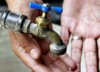 Suspenden servicio de agua potable en zonas de San Salvador y La Libertad por falla eléctrica