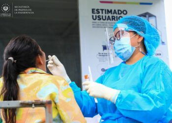 Salud incrementa tamizajes comunitarios en busca de casos de COVID-19