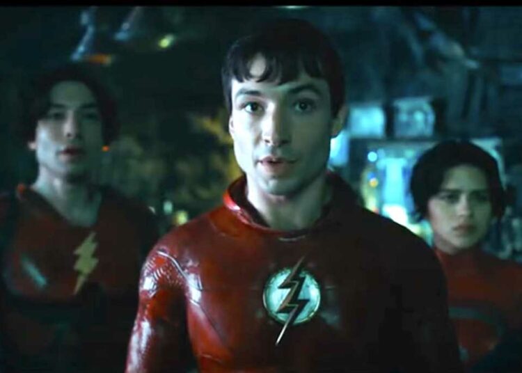 Acusan a Ezra Miller de corrupción de menores