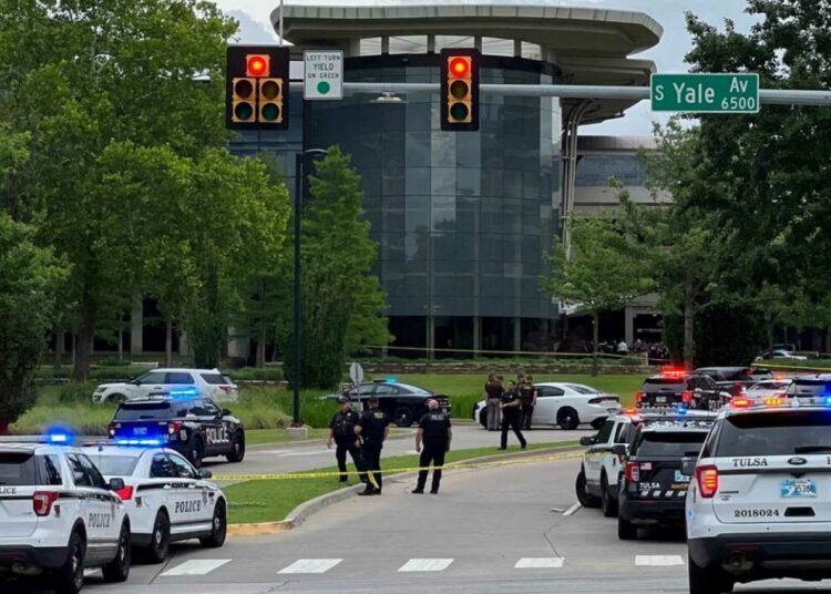 Tiroteo en un hospital de Oklahoma, EE.UU., deja 5 muertos