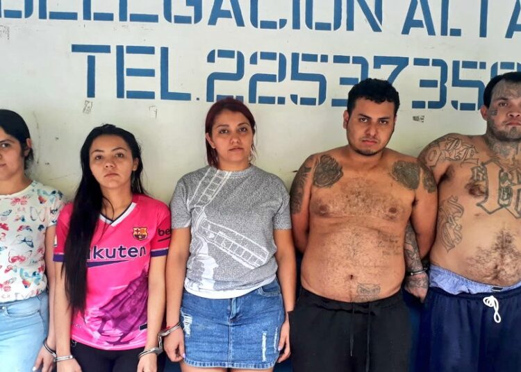 Capturan a pandilleros con miles de dólares en efectivo producto de extorsiones 